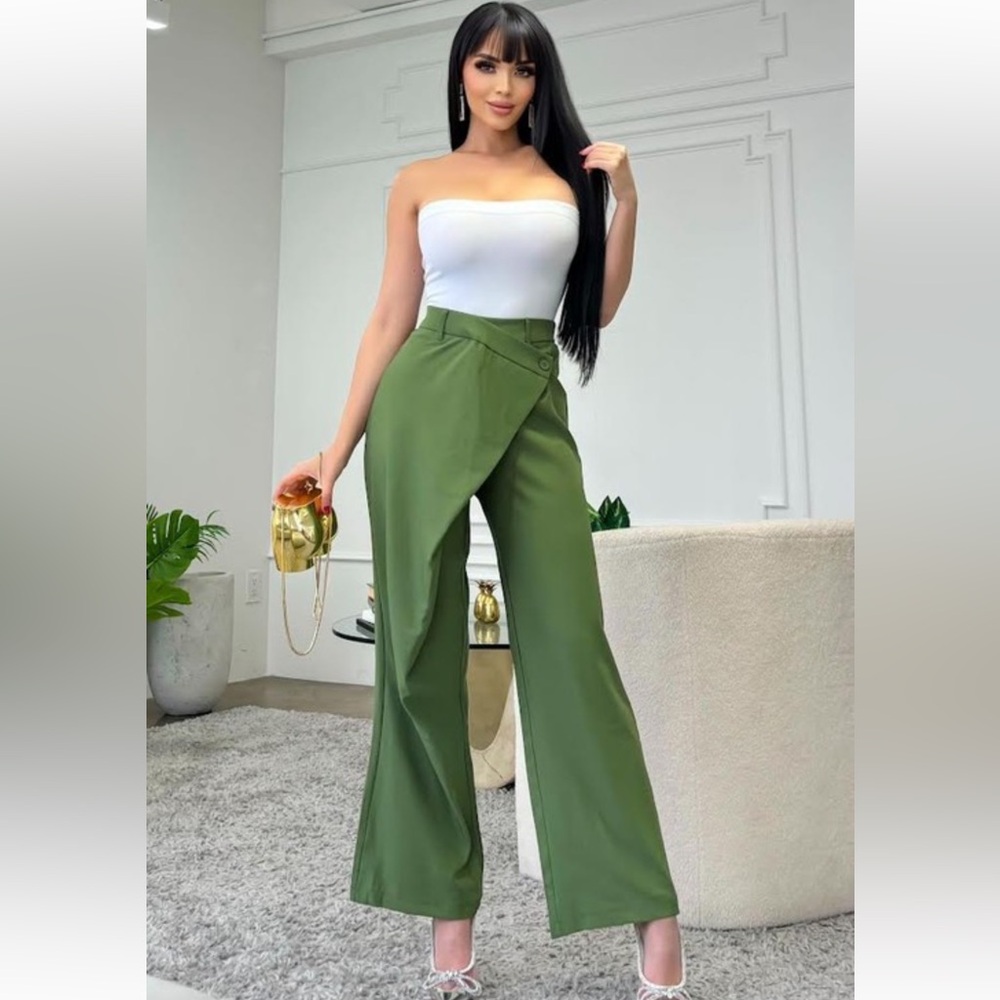 Wide Leg  Fashion Pants With a unique Flap on Front
